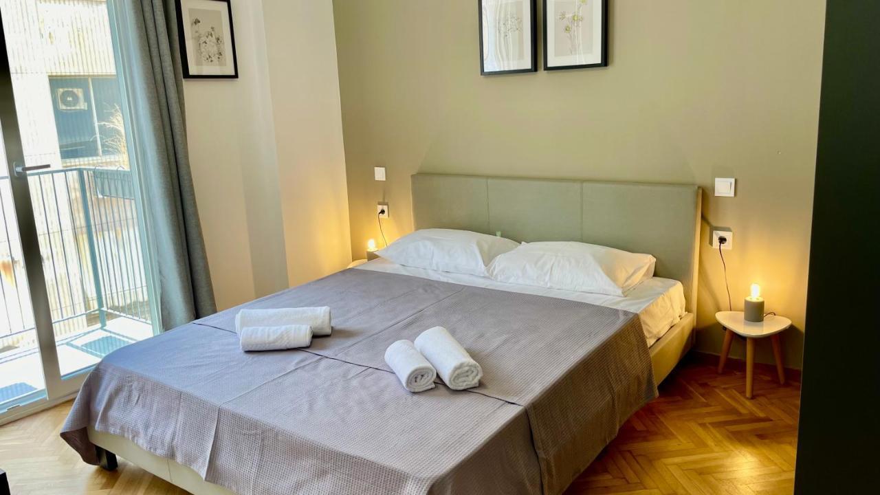 Gorgeous Renovated apt. close to Metro&cultural sites! Atenas Exterior foto